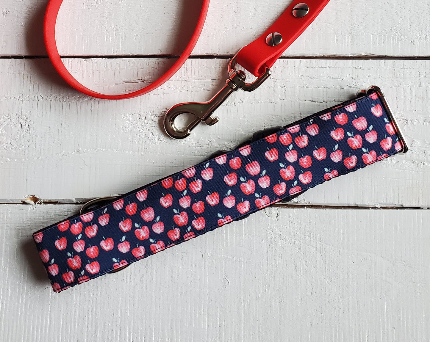 Red Apples Dog Collar