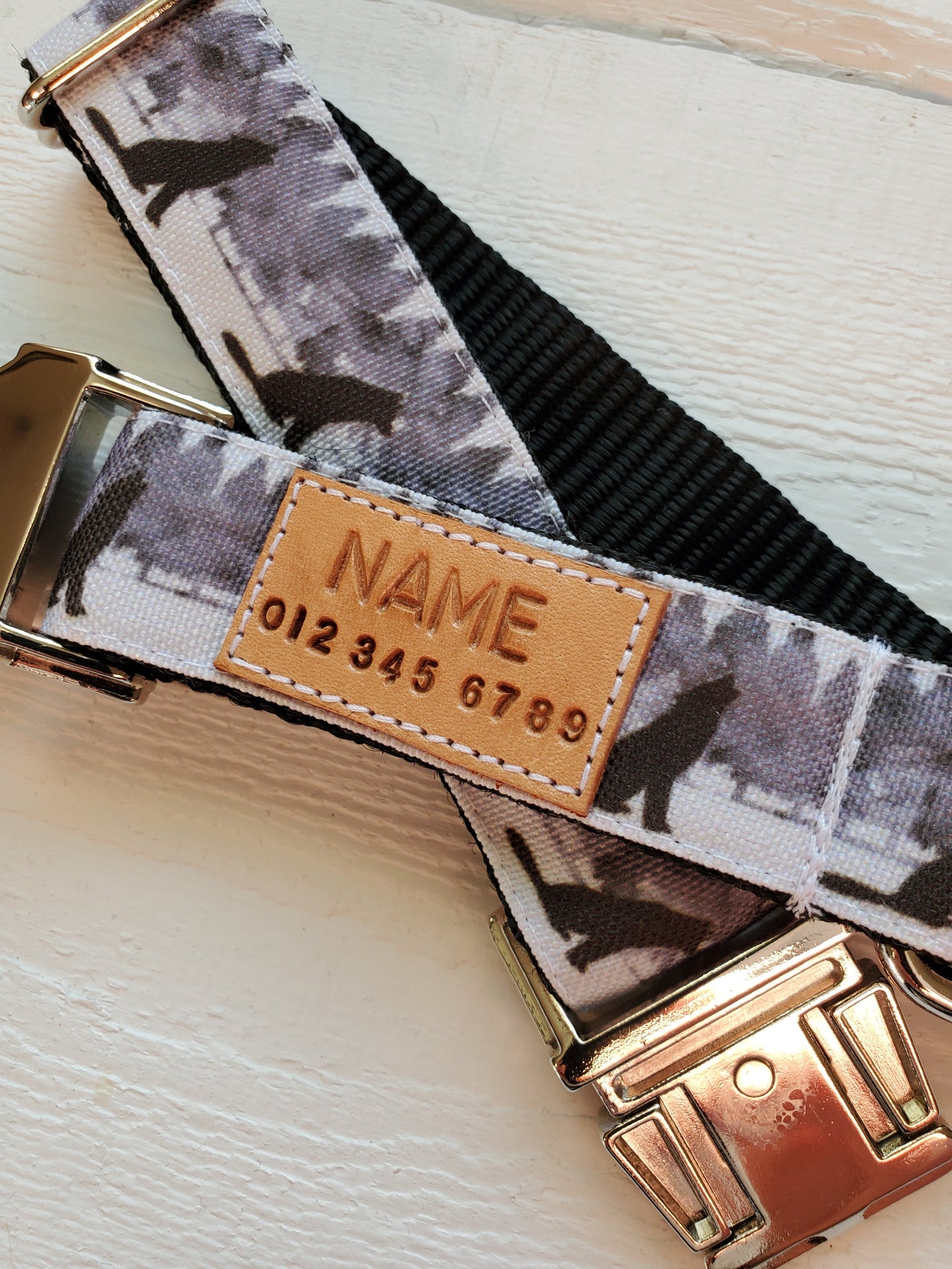 Howling Wolves Dog Collar