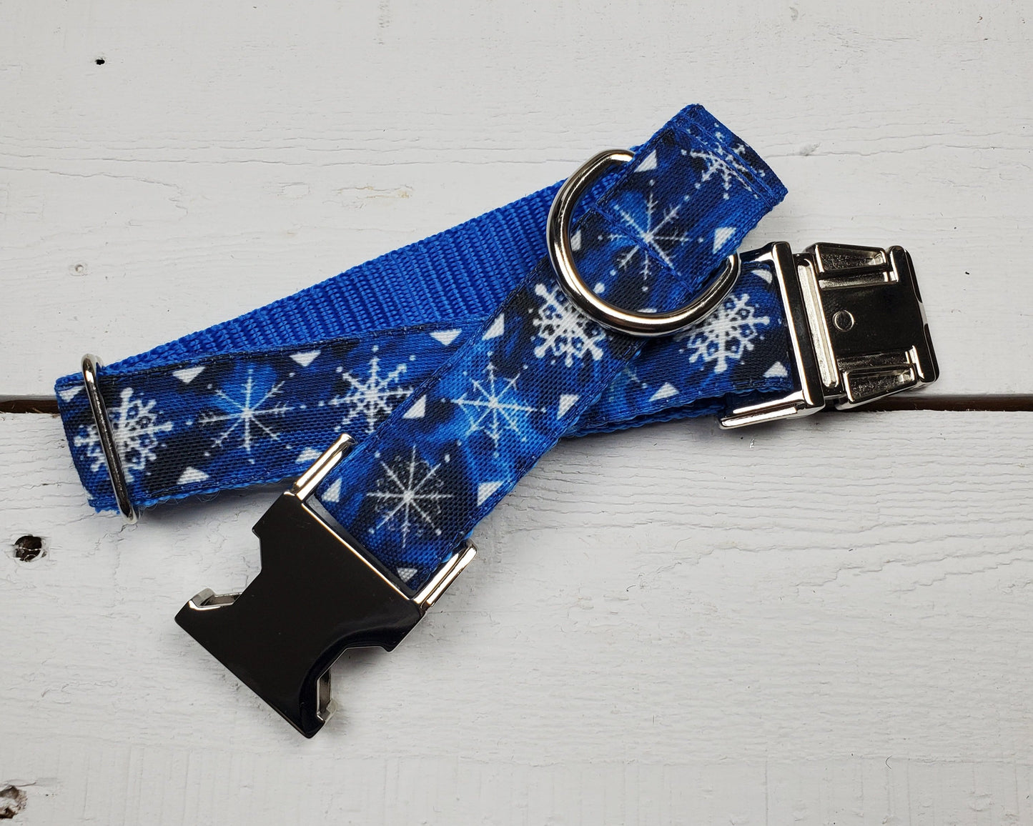 Blue Snowflakes Dog Collar