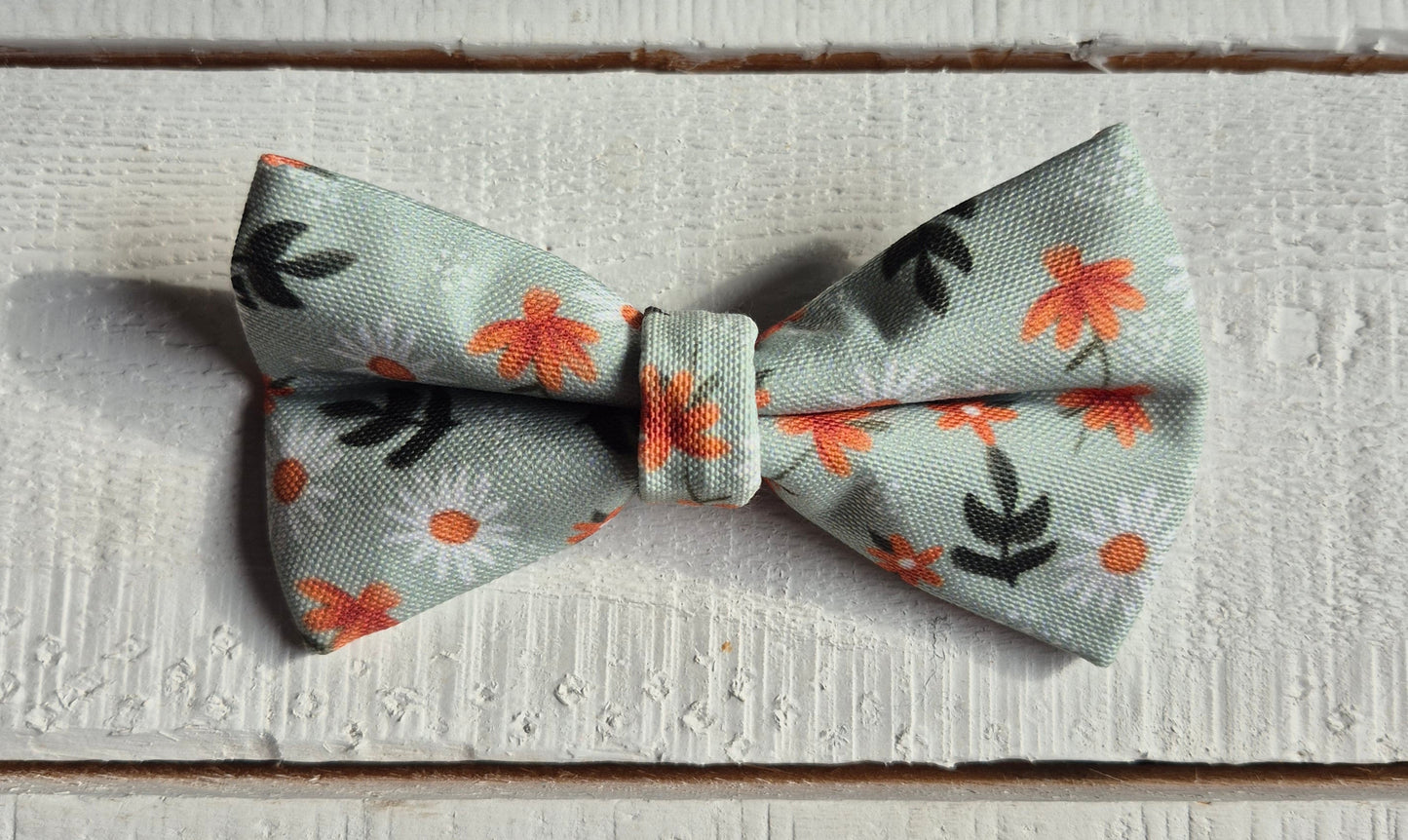 Daisy Meadow Over-the-collar Bowtie