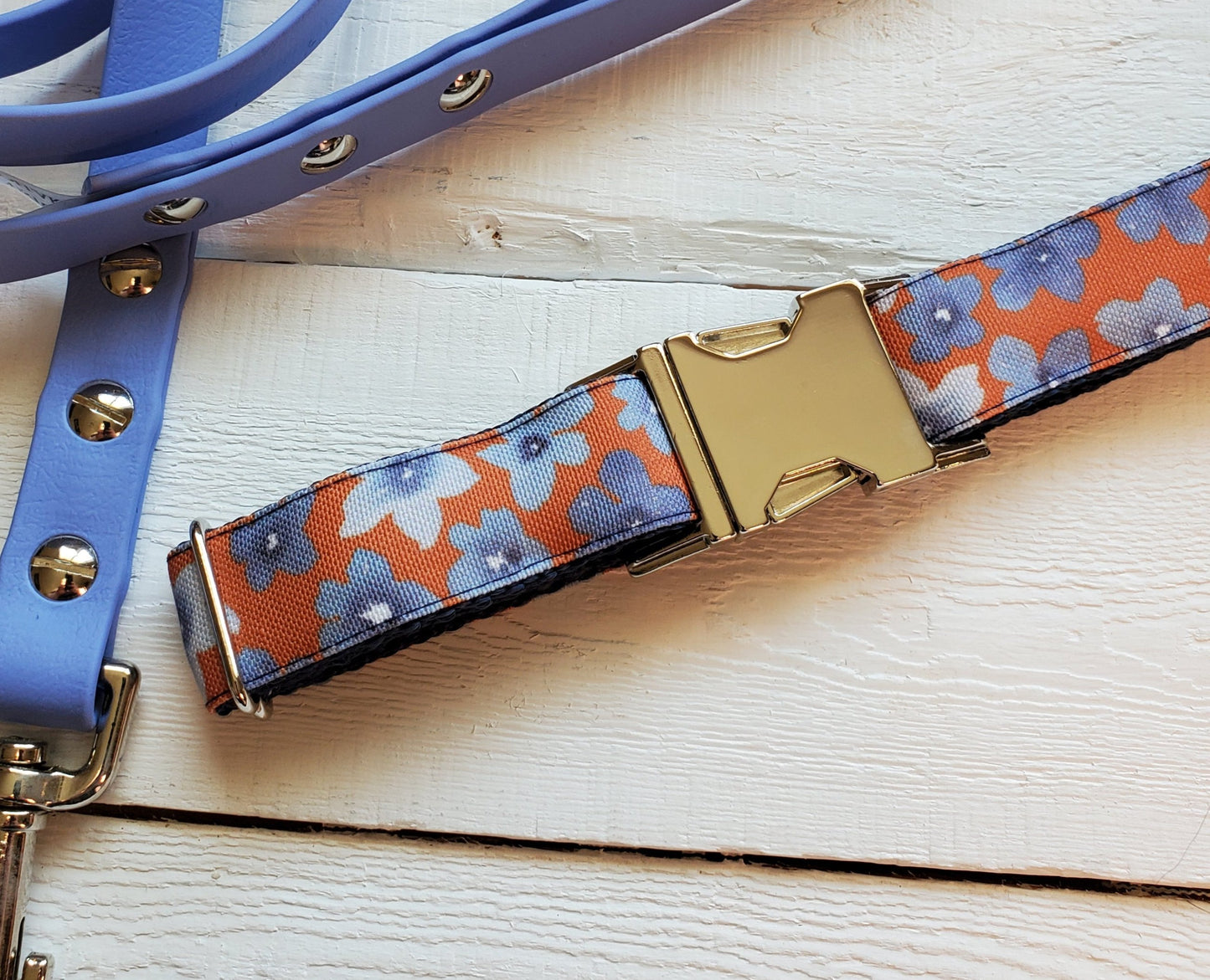 Indigo Floral collar