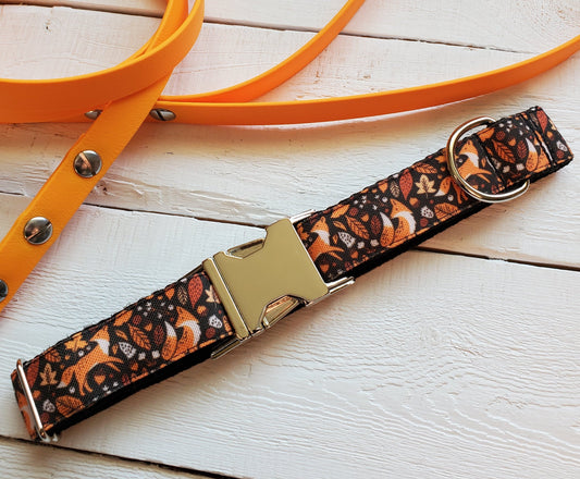 Forest Foxes collar