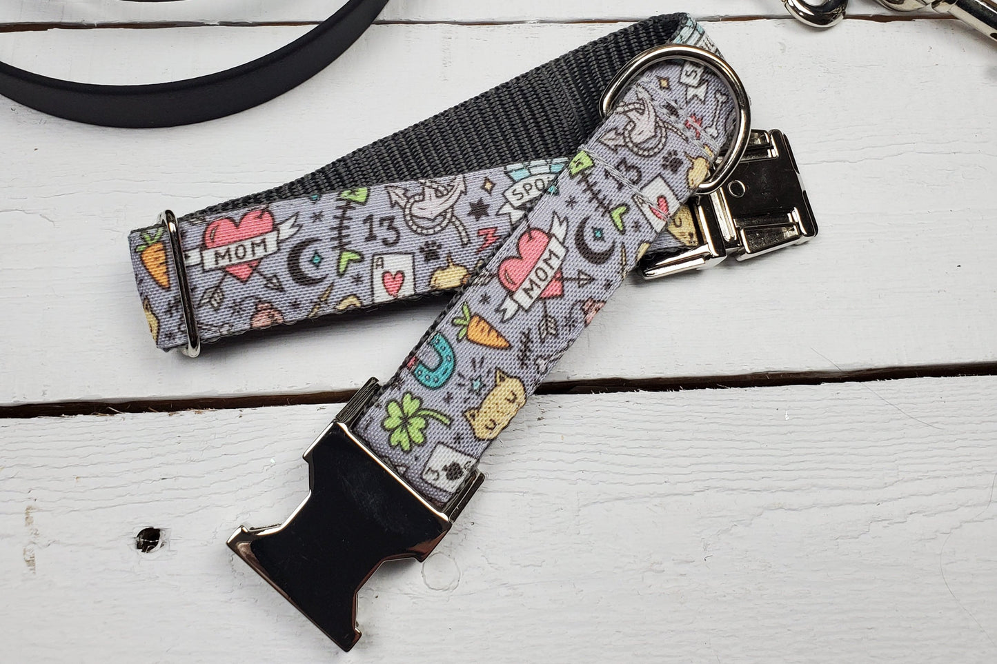 Doodle Art dog collar