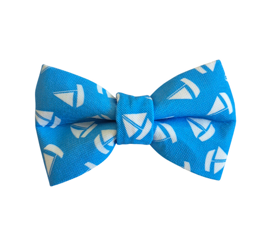 Sailboats Over-the-collar Bow