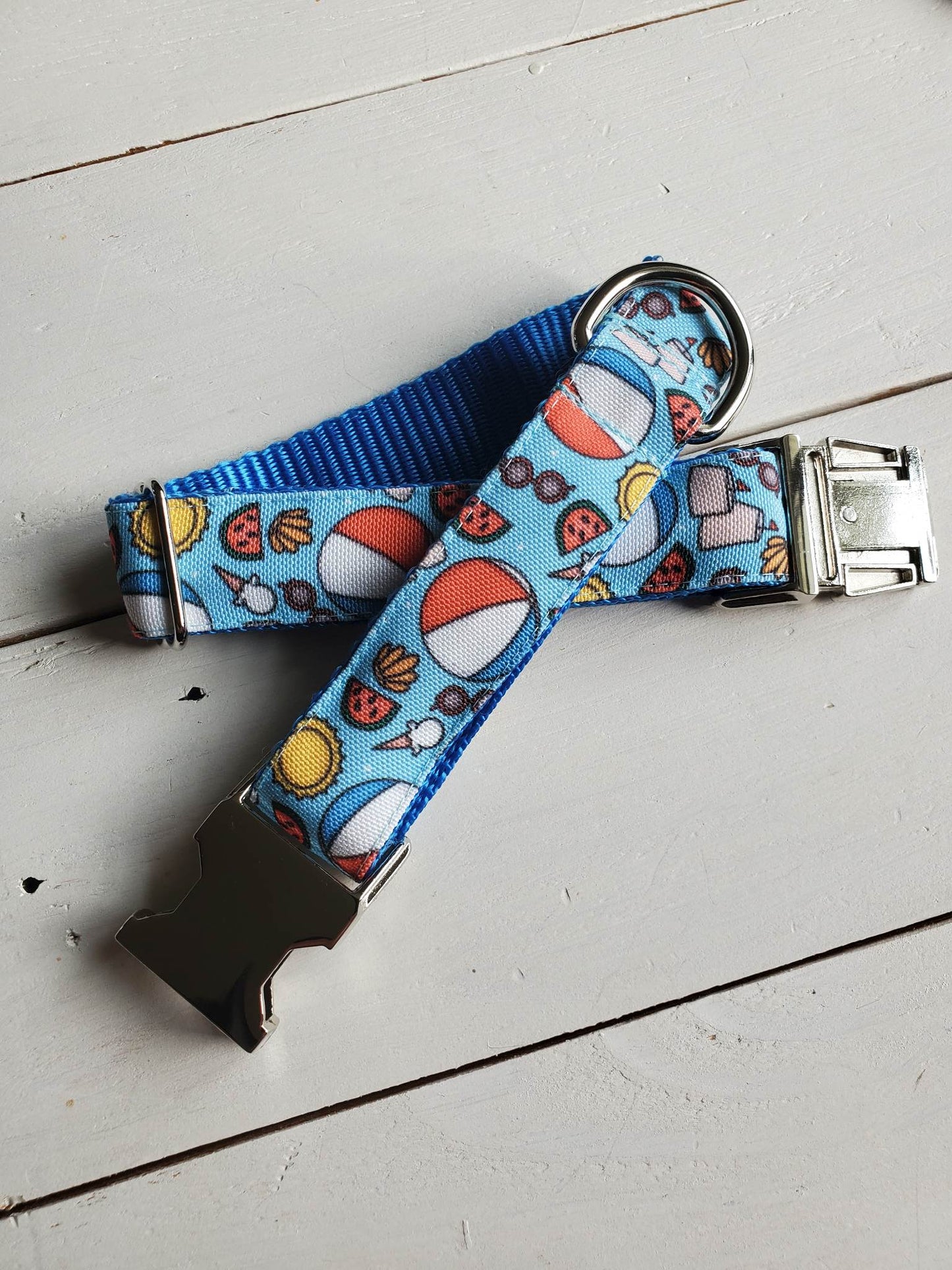 Beach Vibes dog collar