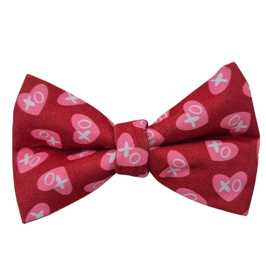 XOXO Over-the-collar Dog Bow
