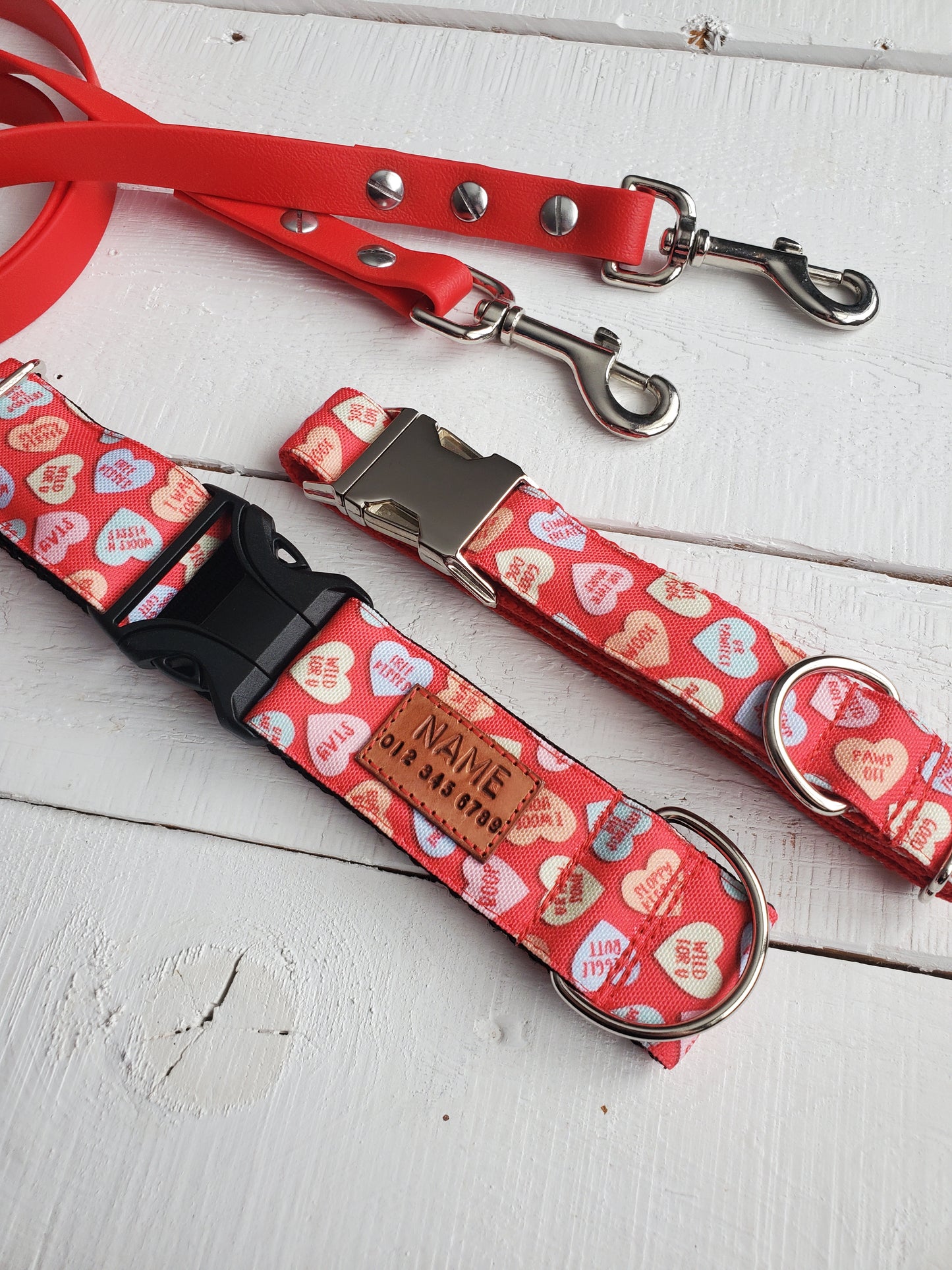 Candy Hearts dog collar