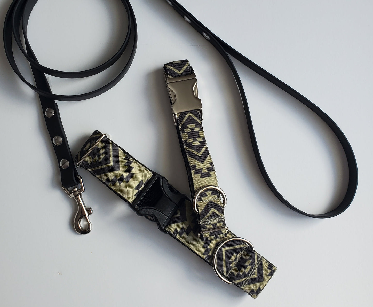 Sage Aztec dog collar