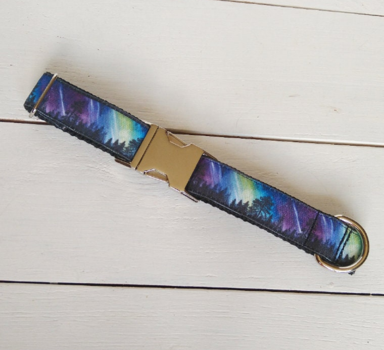 Northern Lights collar